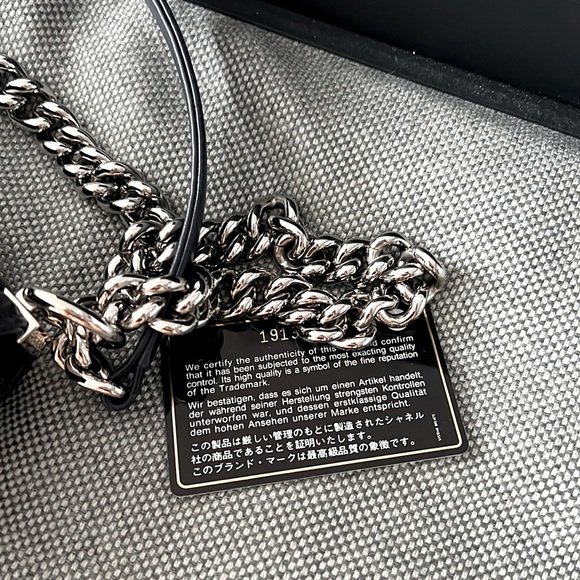 Chanel le boy dark navy with shiny silver hardware, medium size,smooth calfskin - Picture 13 of 16